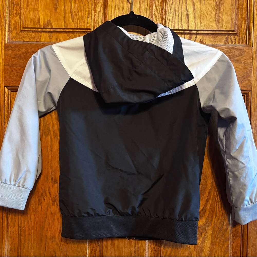 Nike Kids Black and Light Gray Hooded Windbreaker Jacket - Picture 2 of 4